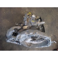 ROCNI MENJALNIK OEM N. 90465247 ORIGINAL REZERVNI DEL OPEL CORSA B S93 (1993 - 09/2000) BENZINA LETNIK 1998