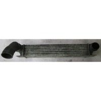 HLADILNIK INTERCOOLER OEM N. 17512246795 ORIGINAL REZERVNI DEL BMW SERIE 5 E39 BER/SW (1995 - 08/2000) DIESEL LETNIK 2000