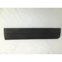 ZUNANJI PROFILI IN LETVE OEM N.  ORIGINAL REZERVNI DEL FIAT 127 (1971 - 1987)BENZINA LETNIK 1971