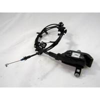 CENTRALNO ZAKLEPANJE PREDNIH LEVIH VRAT OEM N. AV1A-R218D05-AD ORIGINAL REZERVNI DEL FORD BMAX JK (2012 - 2018)BENZINA LETNIK 2013