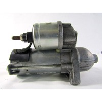 ZAGANJAC MOTORJA  OEM N. 55204116 ORIGINAL REZERVNI DEL LANCIA Y YPSILON 843 (2003-2006) DIESEL LETNIK 2004