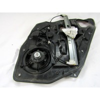 MEHANIZEM ZA ZADNJA VRATA  OEM N. D6517397XC ORIGINAL REZERVNI DEL MAZDA 2 DE DH MK2 (2007 - 2014) BENZINA/GPL LETNIK 2009