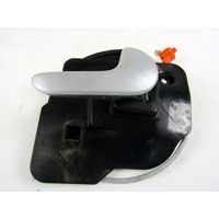 NOTRANJA KLJUKA  OEM N. 13121859 ORIGINAL REZERVNI DEL OPEL MERIVA A X03 (2003 - 2006) DIESEL LETNIK 2005