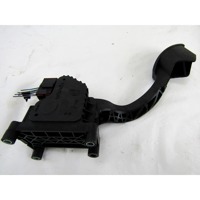 PEDALI OEM N. 51852090 ORIGINAL REZERVNI DEL LANCIA Y YPSILON 312 (dal 2011)BENZINA/GPL LETNIK 2012