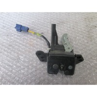 ZAKLEPANJE PRTLJA?NIH VRAT  OEM N. 693500D040 ORIGINAL REZERVNI DEL TOYOTA YARIS P9 MK2 R (2009 - 2011)DIESEL LETNIK 2011