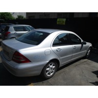 MERCEDES CLASSE C 220 W203 2.2 D 105KW 6M 5P (2001) RICAMBI IN MAGAZZINO 