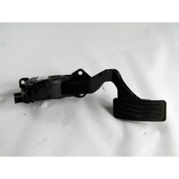 PEDALI OEM N. 49400-79J90 ORIGINAL REZERVNI DEL FIAT SEDICI FY R (05/2009 - 2014) BENZINA LETNIK 2010