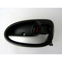 NOTRANJA KLJUKA  OEM N. 69205-0D90 ORIGINAL REZERVNI DEL TOYOTA YARIS P9 MK2 (01/2006 - 2009) BENZINA LETNIK 2006