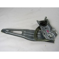 ROCNI SISTEM ZA DVIGOVANJE ZADNJEGA STEKLA  OEM N. 698300D120 ORIGINAL REZERVNI DEL TOYOTA YARIS P9 MK2 (01/2006 - 2009) BENZINA LETNIK 2006