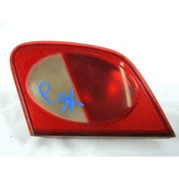 ZADNJI DESNI ZAROMETI OEM N. A2108201064 ORIGINAL REZERVNI DEL MERCEDES CLASSE E W210 S210 BER/SW (1995 - 1999) BENZINA LETNIK 1996