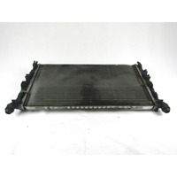 RADIATOR VODE OEM N. 3M5H-8005-TL ORIGINAL REZERVNI DEL FORD FOCUS CMAX DM2 MK1 R (04/2007 - 2010) DIESEL LETNIK 2008