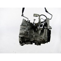 ROCNI MENJALNIK OEM N. 02J301107C ORIGINAL REZERVNI DEL AUDI A3 MK1 8L 8L1 3P/5P (1996 - 2000) DIESEL LETNIK 2000