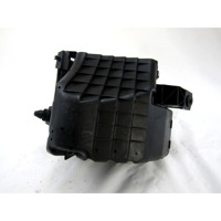 FILTAR ZRAKA OEM N. 8D0129607M ORIGINAL REZERVNI DEL AUDI A4 B5 BER/SW (1994 - 12/2000) DIESEL LETNIK 2000