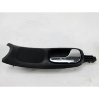 NOTRANJA KLJUKA  OEM N. 8D0837020 ORIGINAL REZERVNI DEL AUDI A4 B5 BER/SW (1994 - 12/2000) DIESEL LETNIK 2000