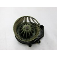 VENTILATOR  KABINE  OEM N. 8D1820021 ORIGINAL REZERVNI DEL AUDI A4 B5 BER/SW (1994 - 12/2000) DIESEL LETNIK 2000