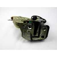 CENTRALNI ZAKLEP SPREDNJIH VRAT  OEM N. 8132030000000000 ORIGINAL REZERVNI DEL KIA SORENTO JC MK1 (2002 - 2009) DIESEL LETNIK 2006