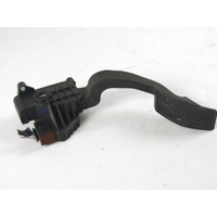 PEDALI OEM N. 55702020 ORIGINAL REZERVNI DEL FIAT GRANDE PUNTO 199 (2005 - 2012) BENZINA/METANO LETNIK 2008