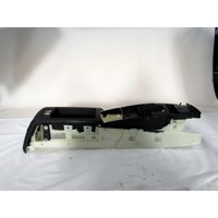 PLASTIKA MED SEDEZI BREZ NASLONJALA ROK OEM N. 4F1863241B ORIGINAL REZERVNI DEL AUDI A6 C6 4F2 4FH 4F5 BER/SW/ALLROAD (07/2004 - 10/2008) DIESEL LETNIK 2007