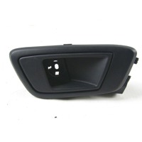 NOTRANJA KLJUKA  OEM N. 8A61-A22600-CEW ORIGINAL REZERVNI DEL FORD FIESTA CB1 CNN MK6 (09/2008 - 11/2012) BENZINA/GPL LETNIK 2010