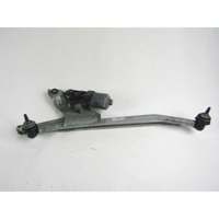 MOTORCEK PREDNJIH BRISALCEV OEM N. 390241544 ORIGINAL REZERVNI DEL DACIA SANDERO MK1 (2008 - 2012) BENZINA/GPL LETNIK 2011