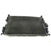 RADIATOR VODE OEM N. 8200735039 ORIGINAL REZERVNI DEL DACIA SANDERO MK1 (2008 - 2012) BENZINA/GPL LETNIK 2011