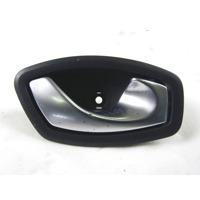 NOTRANJA KLJUKA  OEM N. 826720001R ORIGINAL REZERVNI DEL RENAULT SCENIC XMOD / SCENIC JZ0/1 MK3 (2009 - 2012) DIESEL LETNIK 2009