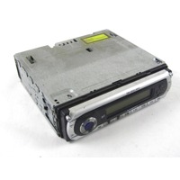 RADIO CD / OJACEVALNIK / IMETNIK HIFI OEM N. 7647683310 ORIGINAL REZERVNI DEL FIAT PUNTO 188 MK2 R (2003 - 2011) DIESEL LETNIK 2010