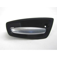 NOTRANJA KLJUKA  OEM N. 51417145075 ORIGINAL REZERVNI DEL BMW SERIE 1 BER/COUPE/CABRIO E81/E82/E87/E88 (2003 - 2007) BENZINA LETNIK 2006