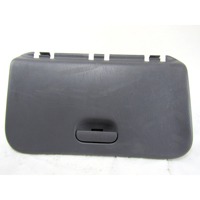 PREDAL ZA DOKUMENTE OEM N. 0HX81RC3AB ORIGINAL REZERVNI DEL CHRYSLER VOYAGER NS GS MK3 (1996 - 2000) DIESEL LETNIK 2000