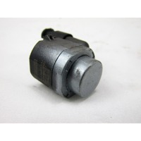 PARKIRNI SENZORJI OEM N. AH42-15K859-AA ORIGINAL REZERVNI DEL FORD MONDEO BA7 MK3 BER/SW (2007 - 8/2010) DIESEL LETNIK 2009