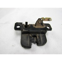 ZAKLEPANJE PRTLJA?NIH VRAT  OEM N. 2K0827506A ORIGINAL REZERVNI DEL VOLKSWAGEN CADDY 2KB 2KJ 2CB 2CJ MK3 (2004 - 2010)DIESEL LETNIK 2006