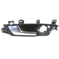 NOTRANJA KLJUKA  OEM N. 8P4839019D ORIGINAL REZERVNI DEL AUDI A3 MK2R 8P 8PA 8P1 8P7 (2008 - 2012)DIESEL LETNIK 2010