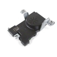 OJACEVALEC / ANTENA OEM N. 8P4035225D ORIGINAL REZERVNI DEL AUDI A3 MK2R 8P 8PA 8P1 8P7 (2008 - 2012)DIESEL LETNIK 2010