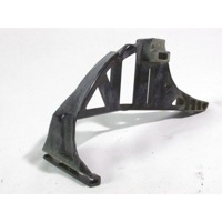 NOSILCI ZADNJEGA ODBIJACA  OEM N. A1568850914 ORIGINAL REZERVNI DEL MERCEDES GLA W156 (DAL 2013)DIESEL LETNIK 2015