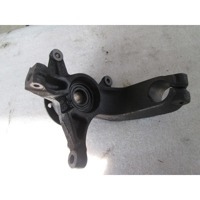 VRTLJIVI LEZAJ DESNO / PESTO KOLESA Z LEZAJEM SPREDAJ OEM N. 8200297033 ORIGINAL REZERVNI DEL RENAULT SCENIC/GRAND SCENIC JM0/1 MK2 (2003 - 2009) DIESEL LETNIK 2006