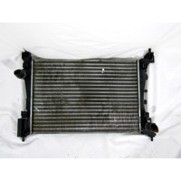 RADIATOR VODE OEM N. 55700447 ORIGINAL REZERVNI DEL FIAT GRANDE PUNTO 199 (2005 - 2012) BENZINA LETNIK 2008