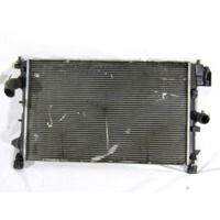 RADIATOR VODE OEM N. 13196477 ORIGINAL REZERVNI DEL FIAT CROMA 194 MK2 R (11-2007 - 2010) DIESEL LETNIK 2009