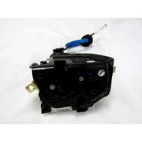 CENTRALNI ZAKLEP SPREDNJIH VRAT  OEM N. 8J1837016C ORIGINAL REZERVNI DEL AUDI A4 B8 8K2 BER/SW/CABRIO (2007 - 11/2015) DIESEL LETNIK 2014