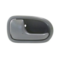 NOTRANJA KLJUKA  OEM N. GA2K-59-330BFKZ ORIGINAL REZERVNI DEL MAZDA 323F BJ MK4 (1998 - 2002) BENZINA LETNIK 2000