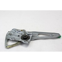 ROCNI SISTEM ZA DVIGOVANJE ZADNJEGA STEKLA  OEM N. 698300D120 ORIGINAL REZERVNI DEL TOYOTA YARIS P9 MK2 R (2009 - 2011)BENZINA LETNIK 2011