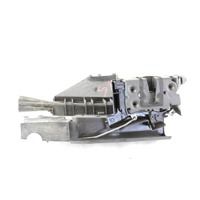 CENTRALNO ZAKLEPANJE PREDNIH LEVIH VRAT OEM N. 3M5A-R21813-ER ORIGINAL REZERVNI DEL FORD FOCUS DA HCP DP MK2 BER/SW (2005 - 2008) BENZINA LETNIK 2007