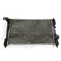 RADIATOR VODE OEM N. 55704136 ORIGINAL REZERVNI DEL FIAT GRANDE PUNTO 199 (2005 - 2012) DIESEL LETNIK 2005