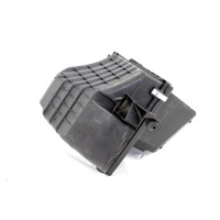 FILTAR ZRAKA OEM N. 8D0129607M ORIGINAL REZERVNI DEL AUDI A4 B5 BER/SW (1994 - 12/2000) DIESEL LETNIK 2000