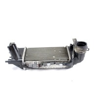 HLADILNIK INTERCOOLER OEM N. RF4P13565A ORIGINAL REZERVNI DEL MAZDA PREMACY CP (1999 - 2005)DIESEL LETNIK 2003