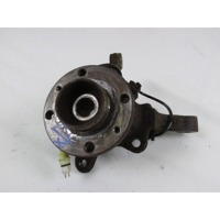 VRTLJIVI LEZAJ DESNO / PESTO KOLESA Z LEZAJEM SPREDAJ OEM N. 8200207313 ORIGINAL REZERVNI DEL RENAULT CLIO BB CB MK2 R / CLIO STORIA (05/2001 - 2012) DIESEL LETNIK 2003