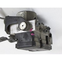 ABS AGREGAT S PUMPO OEM N. 8V512M110AD ORIGINAL REZERVNI DEL FORD FIESTA CB1 CNN MK6 (09/2008 - 11/2012) DIESEL LETNIK 2010