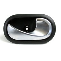 NOTRANJA KLJUKA  OEM N. 806700080R ORIGINAL REZERVNI DEL RENAULT TWINGO BCM MK3 (DAL 2014)BENZINA LETNIK 2016
