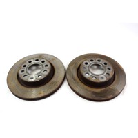 SPREDNJI ZAVORNI DISKI OEM N. 1K0615301AS ORIGINAL REZERVNI DEL VOLKSWAGEN GOLF V 1K1 1K5 MK5 BER/SW (02/2004-11/2008) BENZINA LETNIK 2008