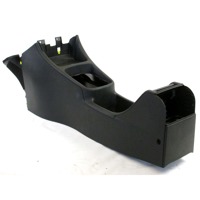 PLASTIKA MED SEDEZI BREZ NASLONJALA ROK OEM N. 90590782 ORIGINAL REZERVNI DEL OPEL ZAFIRA A T98 (1999 - 2005) DIESEL LETNIK 2004