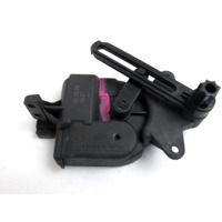 MOTORCEK OGREVANJA OEM N. W963900R ORIGINAL REZERVNI DEL LAND ROVER FREELANDER L314 R 3/5 PORTE (2000 - 2006) DIESEL LETNIK 2006